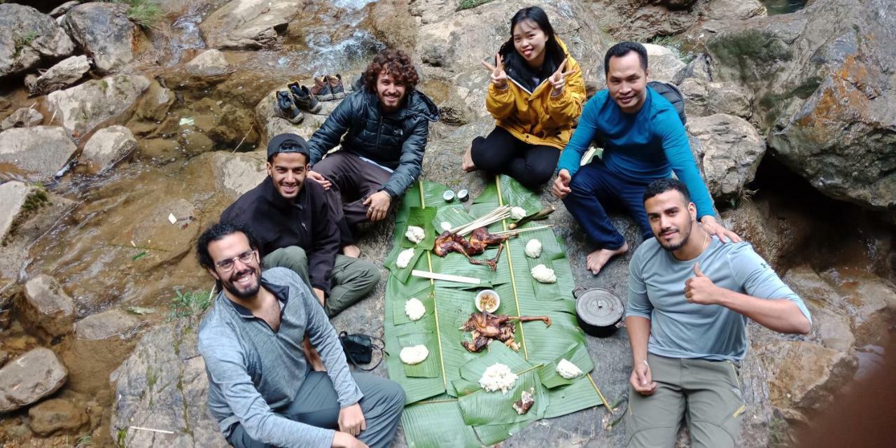 Ha Giang Riverside Hostel & Tour ภายนอก รูปภาพ