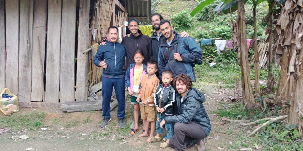Ha Giang Riverside Hostel & Tour ภายนอก รูปภาพ