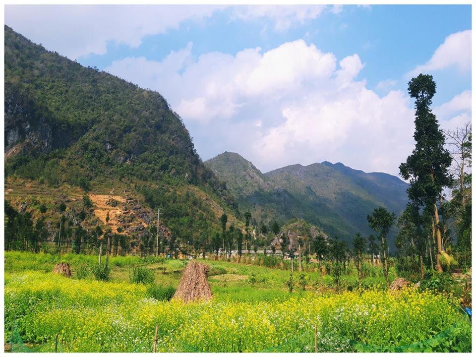 Ha Giang Riverside Hostel & Tour ภายนอก รูปภาพ